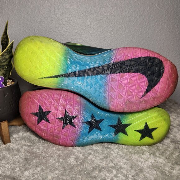 2015 Nike FB Zoom Field General 2 Sneakers - Size: 8.5 (Men’s) - Price is Firm - Picture 7 of 10